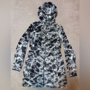 The North Face Women's Black and White Teddy Jacket
